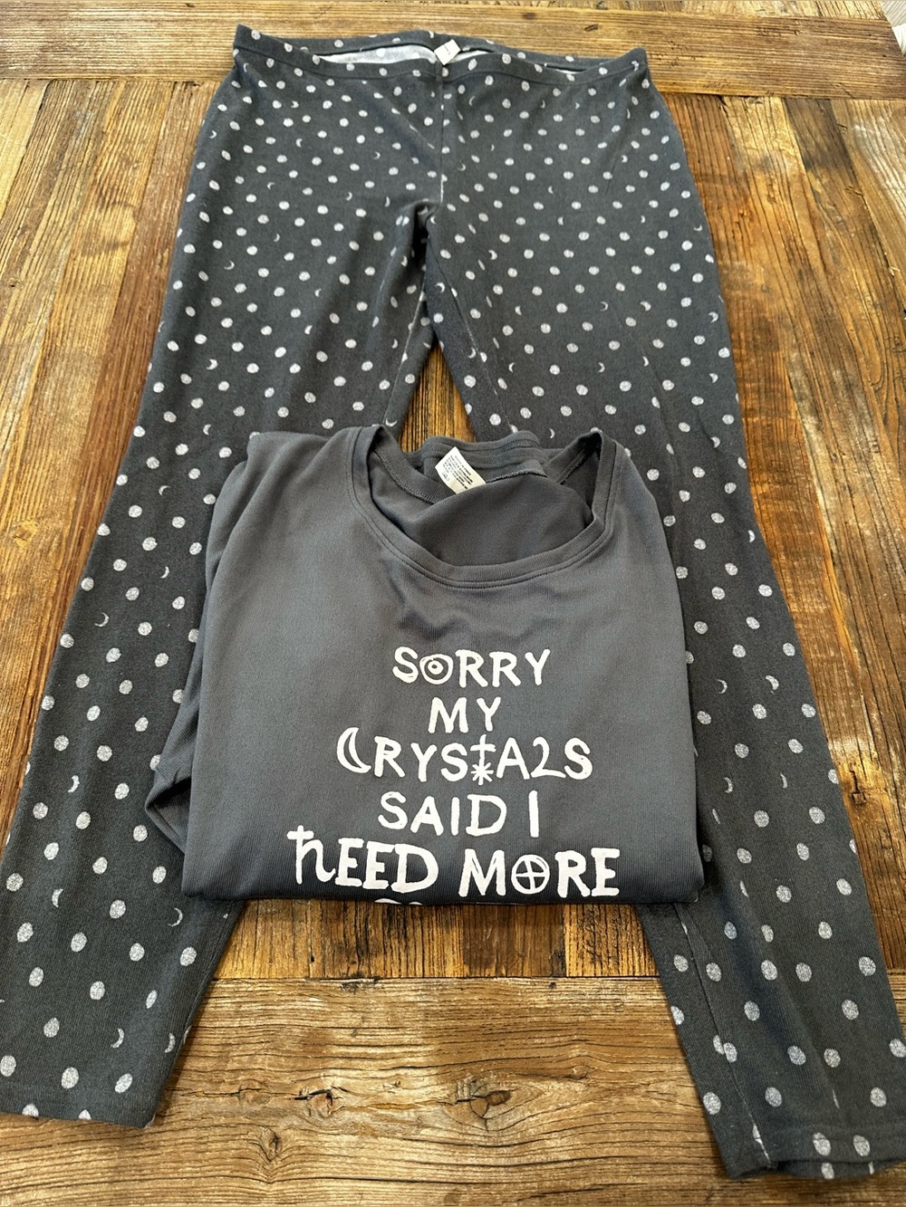 HUE Gray Polka Dot Loungewear Set